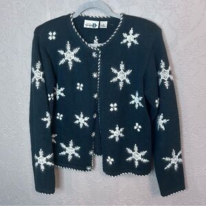 Paul Harris Design M cardigan Christmas Snow Holiday great condition
